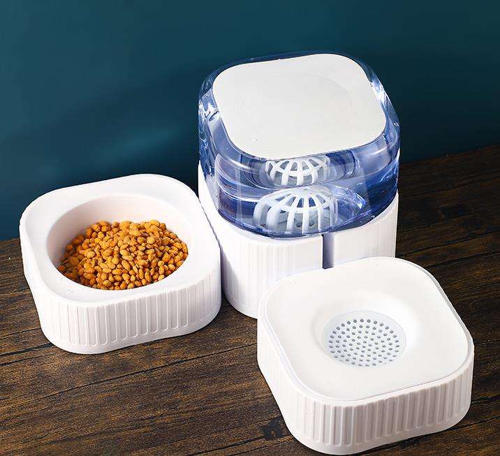 Pet Water Dispenser